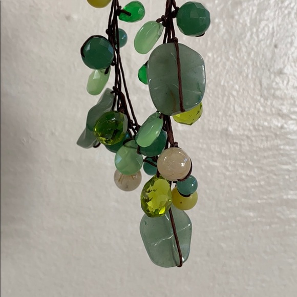 Green Natural Stone & Glass Necklace - Picture 3 of 4